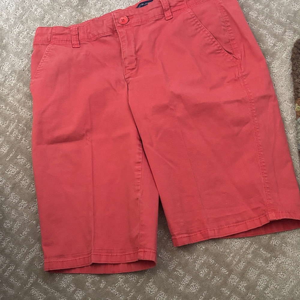 Bandolino women’s Vibrant Coral Flat Front Shorts